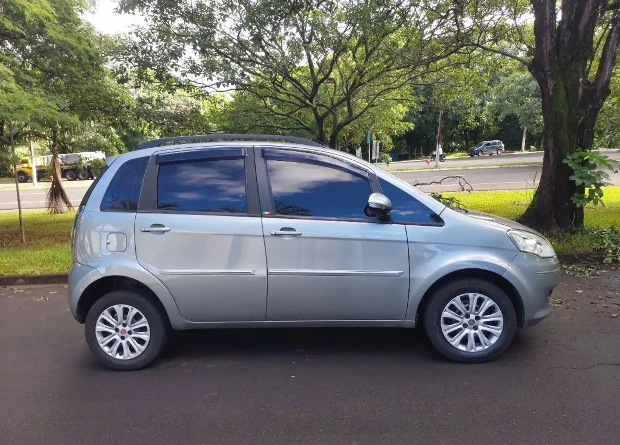Fiat Idea Attractive 1.4 Fire Flex 8V 5P 2014 - Foto 5
