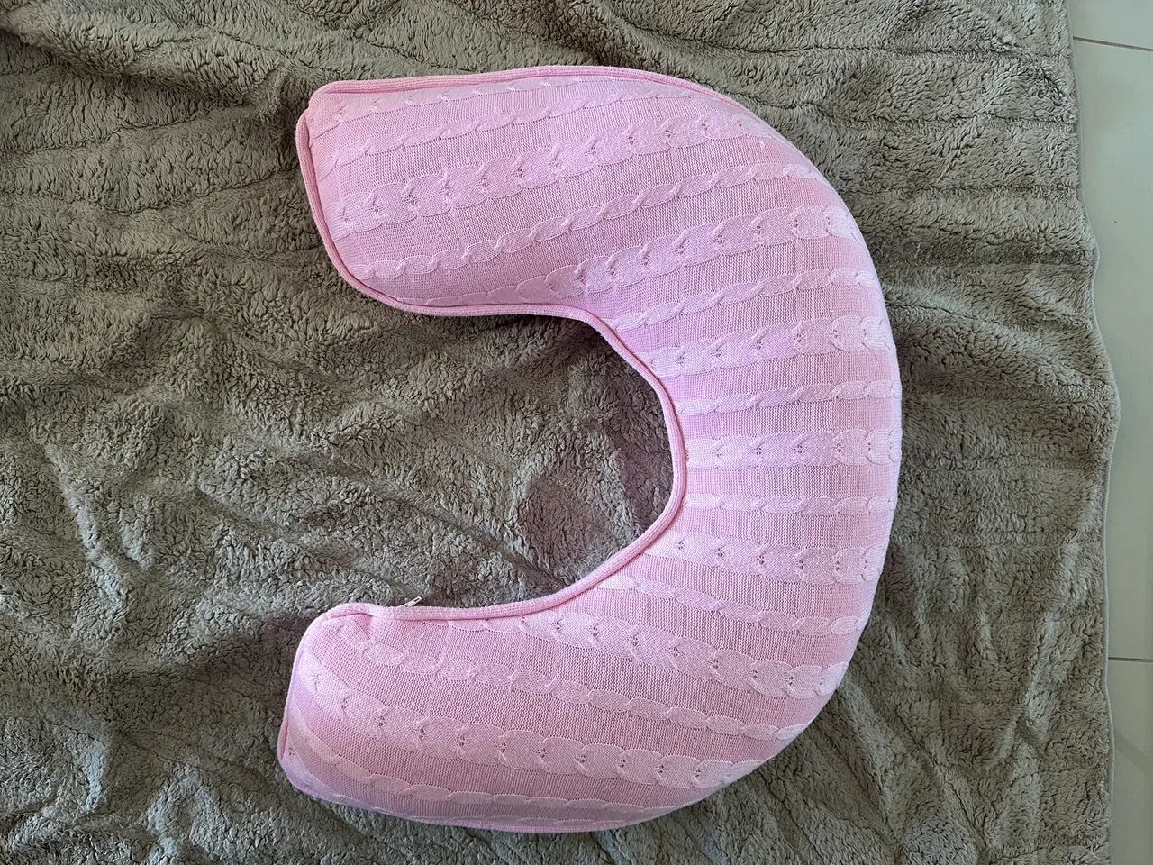 Almofada de amamentação de linha rosa  - Foto 2