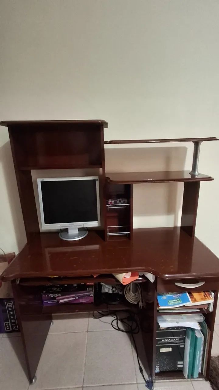 Escrivaninha de quarto