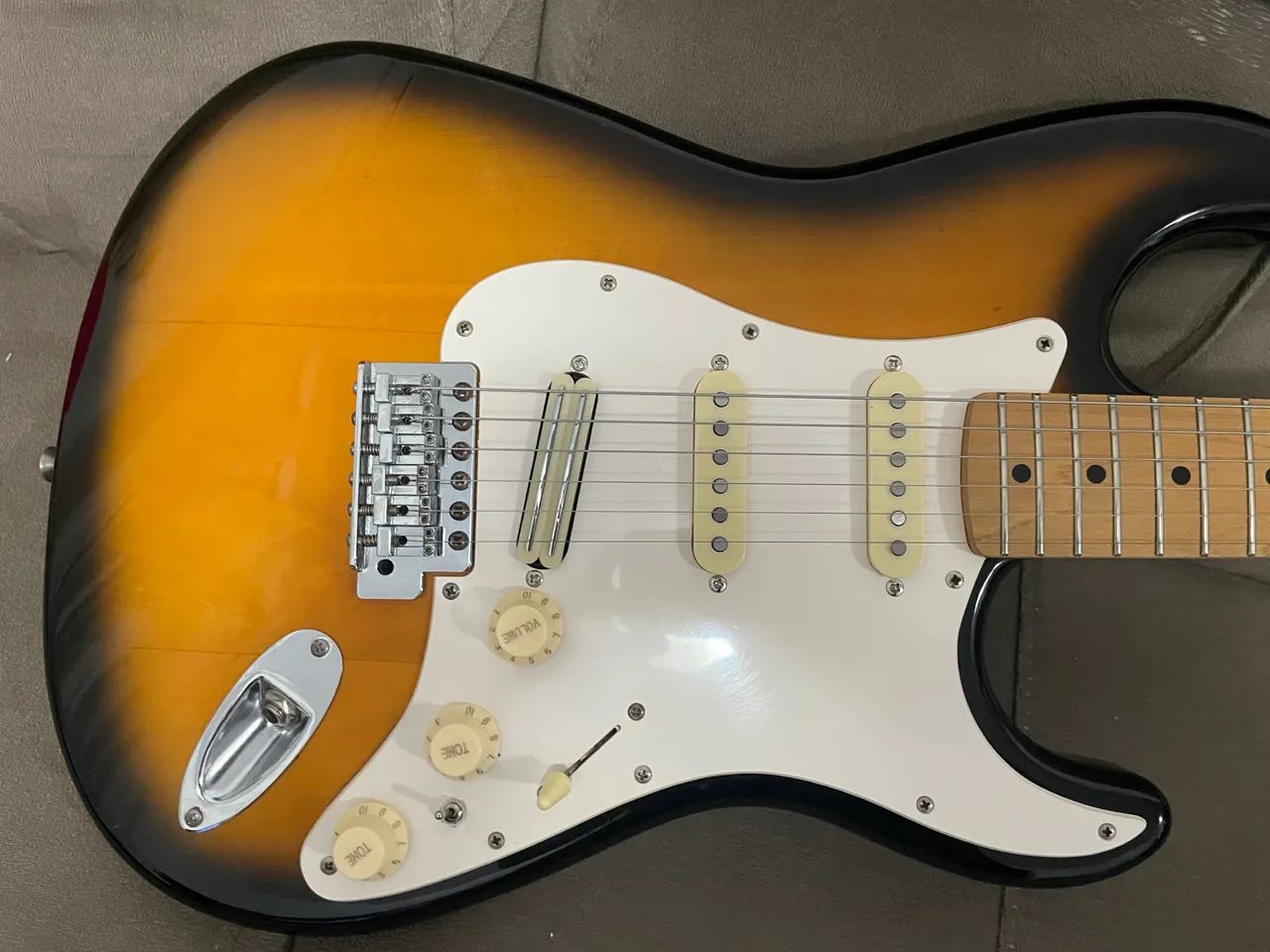 Guitarra Squier affinity  - Foto 2