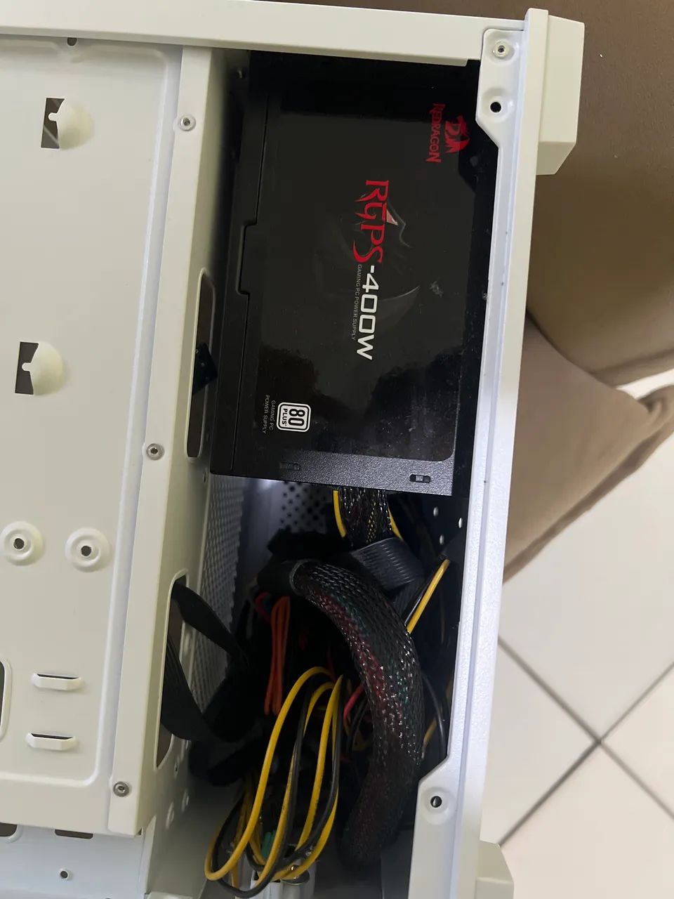 Fonte Redragon 400w 80 Plus White  - Foto 2