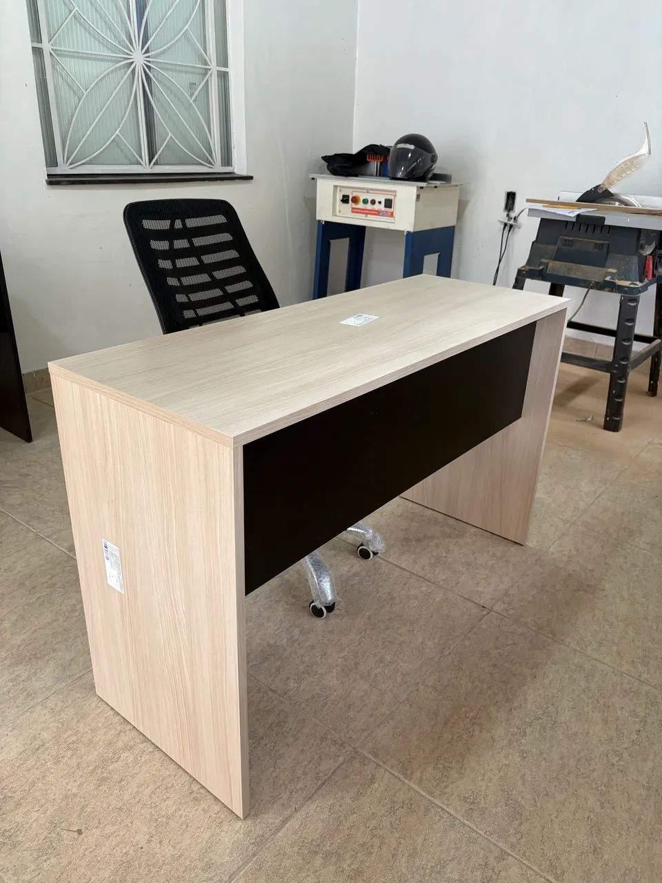 Mesa de escritório em MDF. Fabricamos