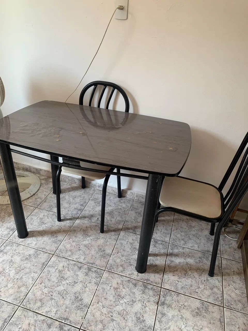 Mesa de jantar com 4 cadeiras - Foto 3