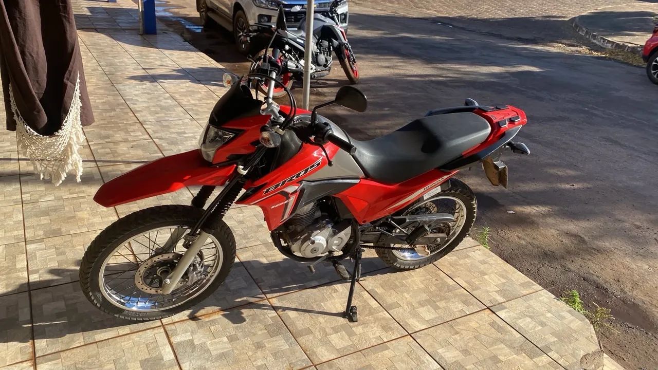 Honda Bros Semi nova  - Foto 2