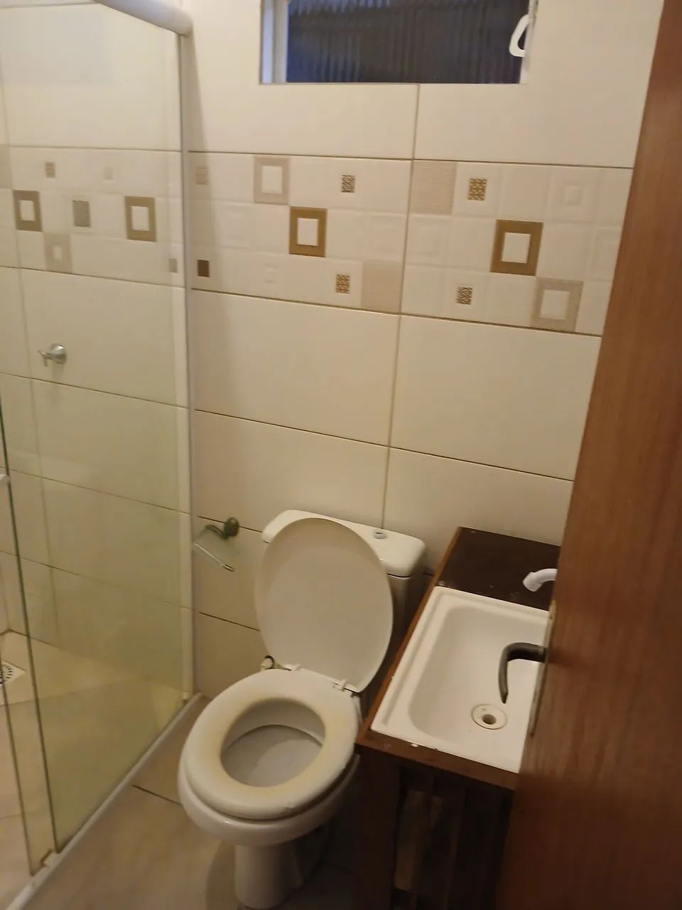 Kitnet com 1 quarto, banheiro, sala com cozinha. Ratones.  - Foto 4