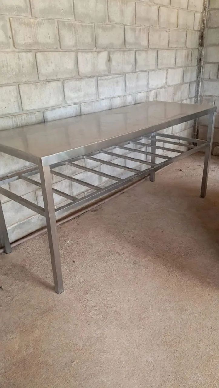 mesa em inox ideal para seu negócio 