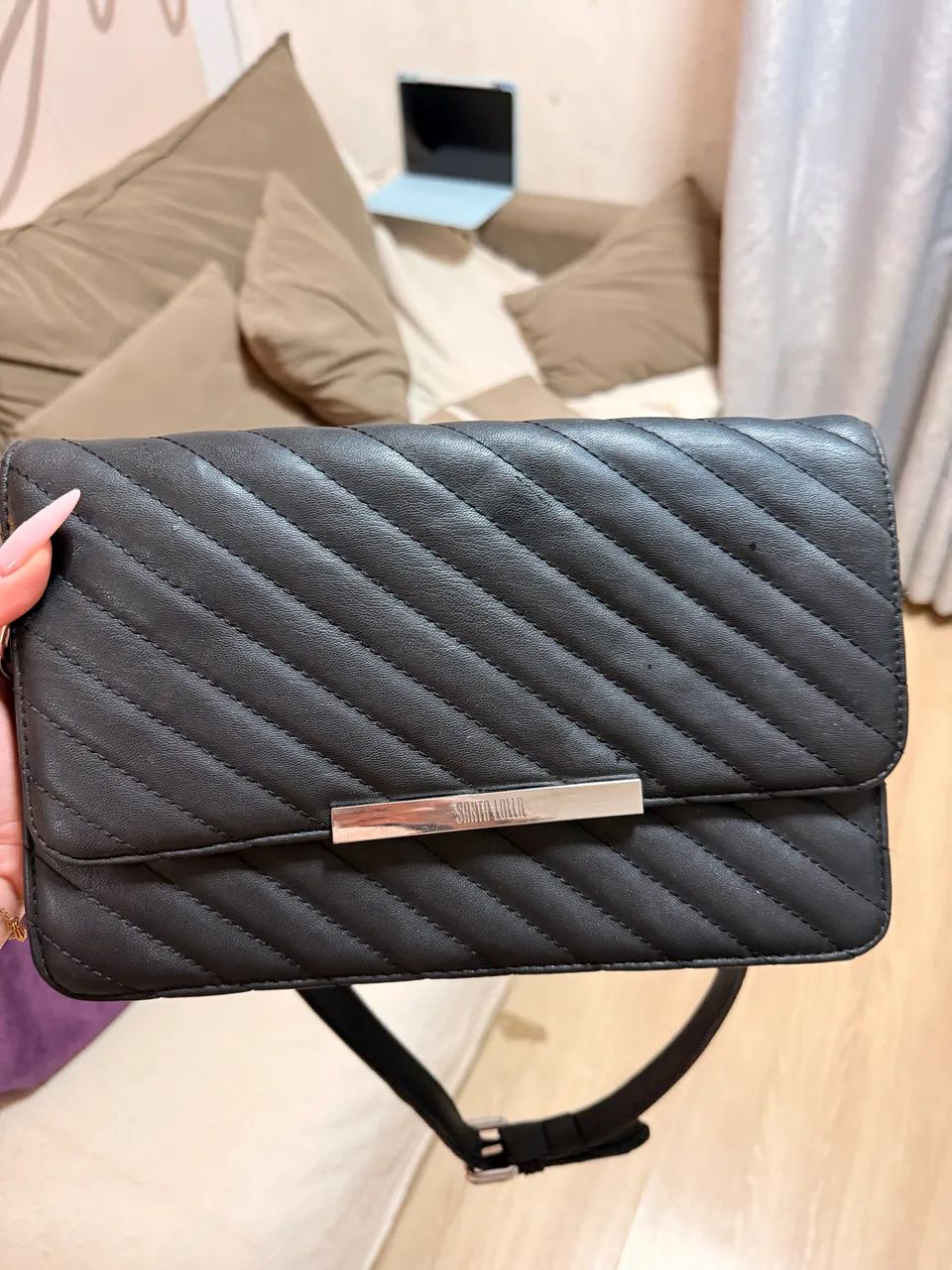 Bolsa Santa Lolla