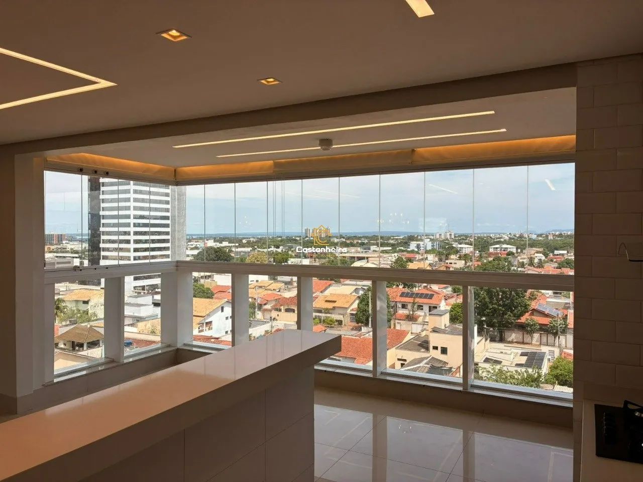 Apartamento 03 suítes - Centro