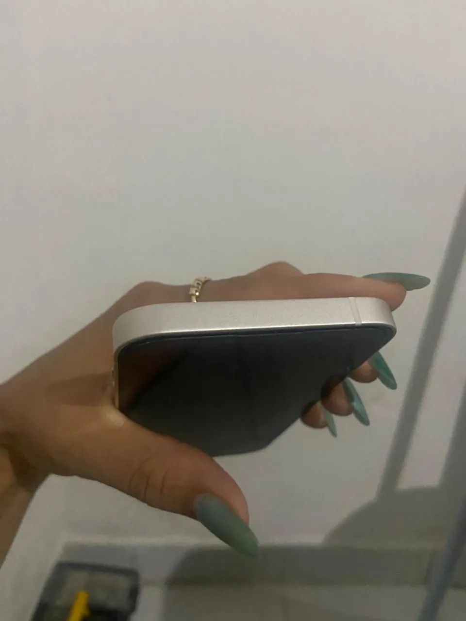 Vendo: iPhone 13 