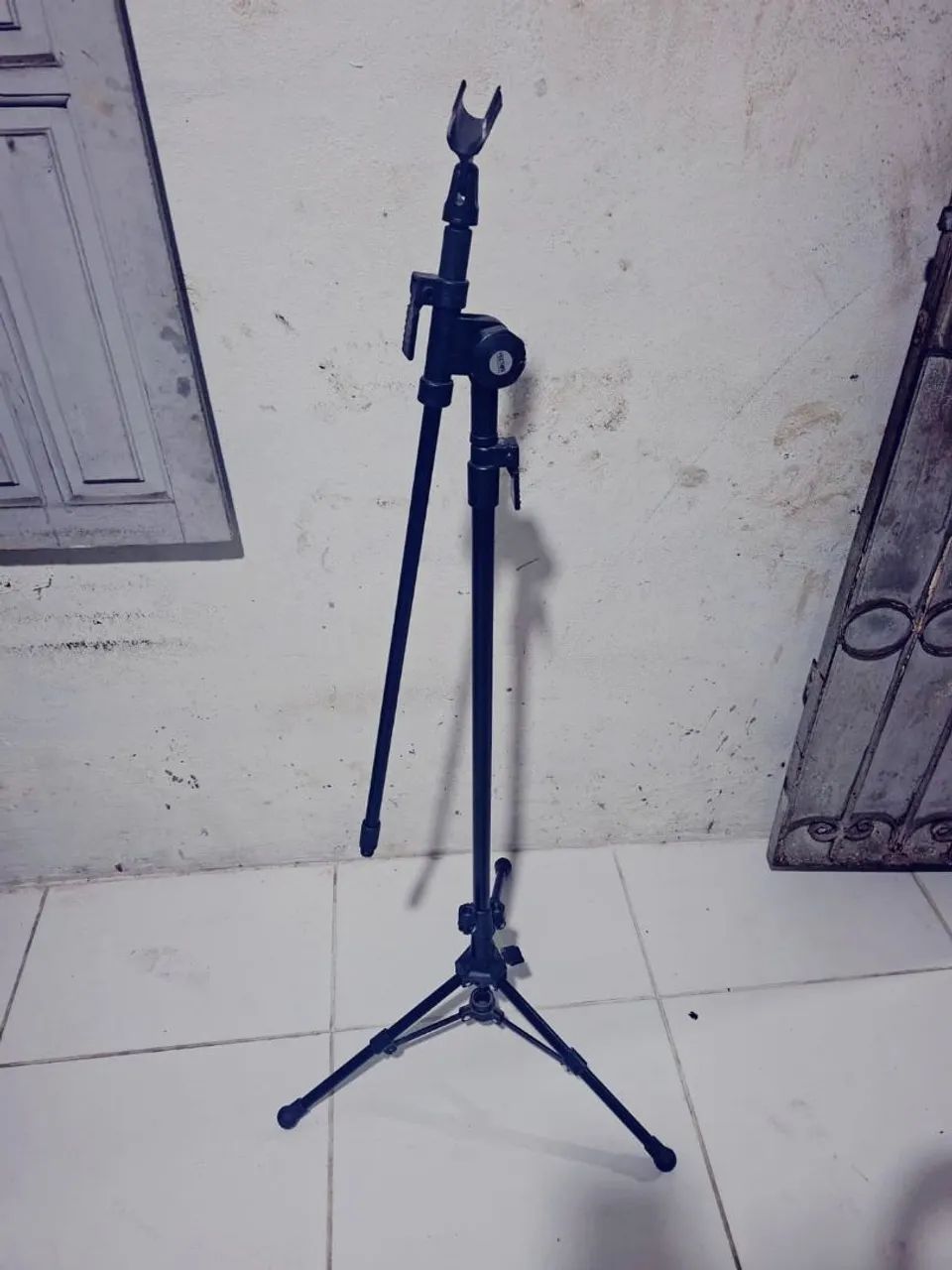 Tripé pedestal vecto