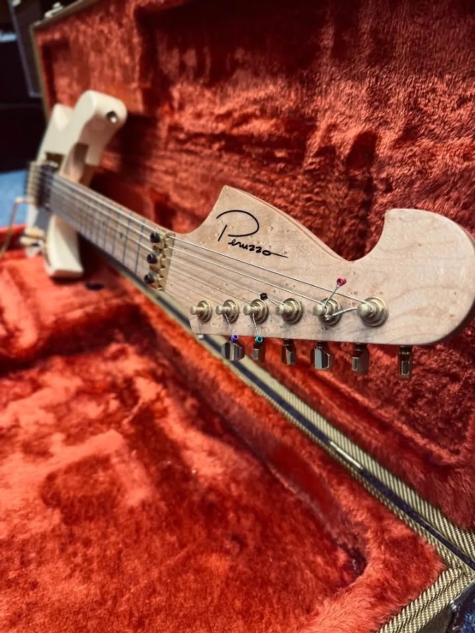 Guitarra Stratocaster Peruzzo N6 Ibanez Fender Schecter Zaganin Music Maker Seizi Squier  - Foto 3