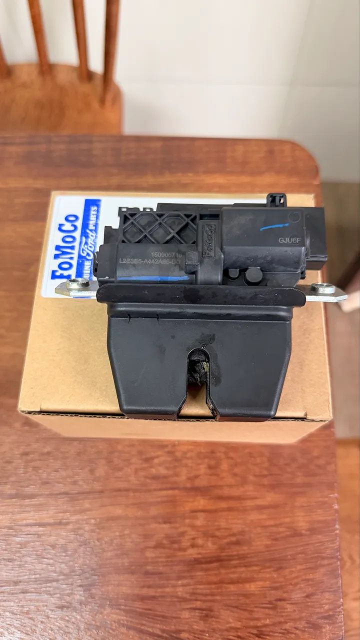 Fechadura de Porta-Mala Ford Ka 2020