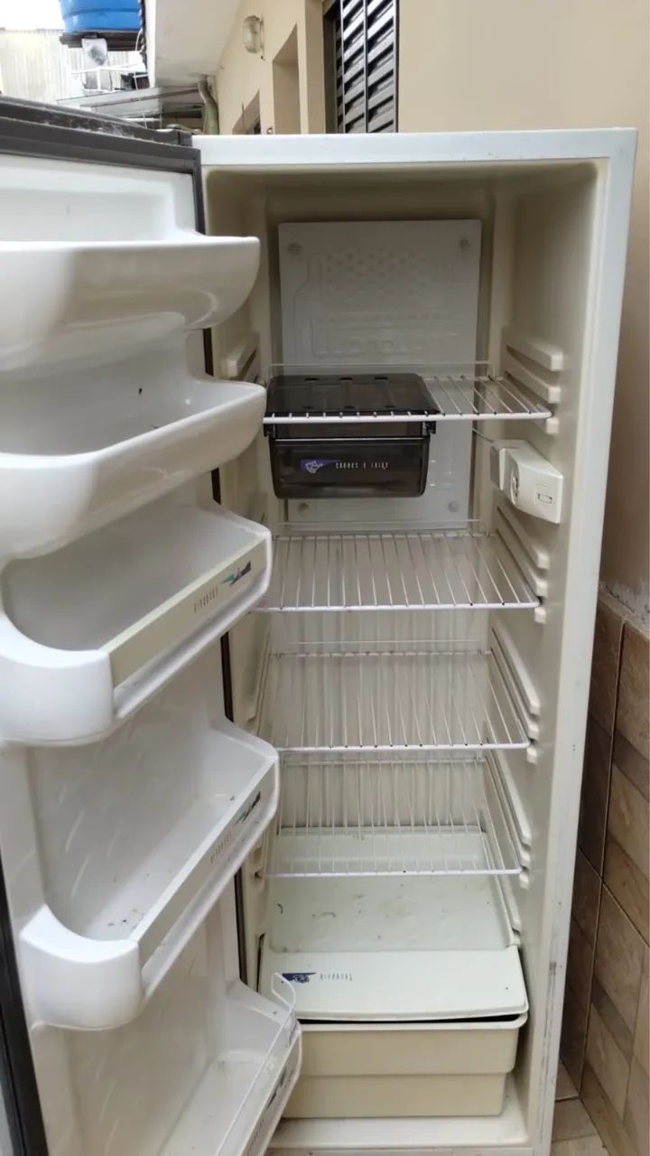 Refrigerador Cônsul 225L