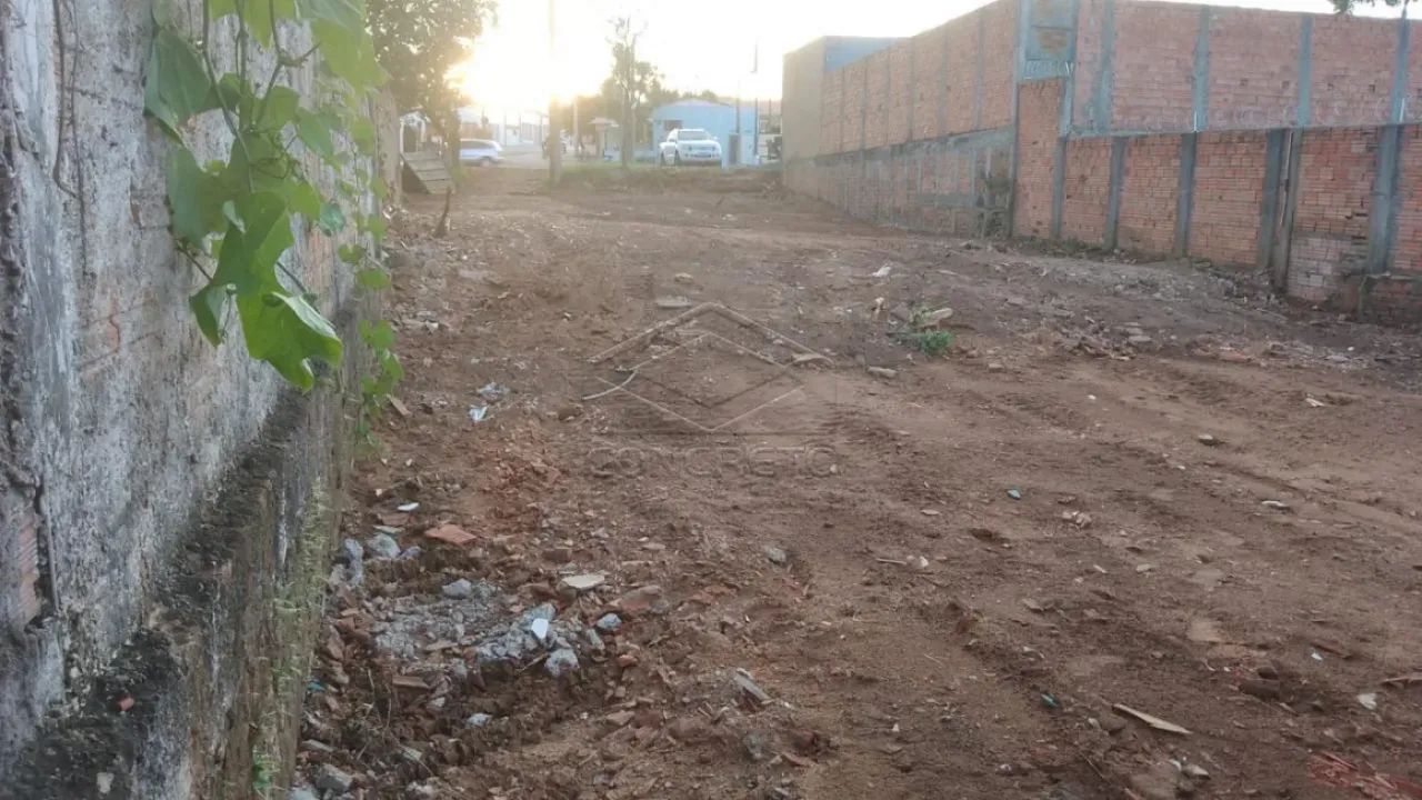 Terreno Área em Botucatu - Foto 2