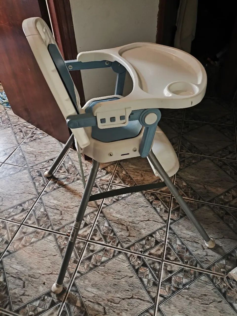 Cadeira de alimentação 