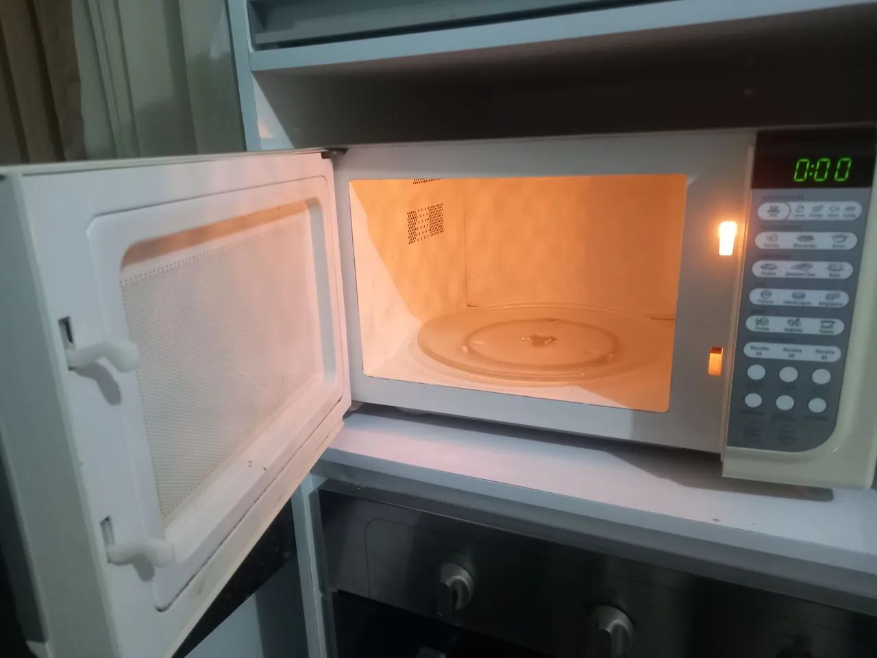 Microondas Eletrolux 23L  - Foto 2