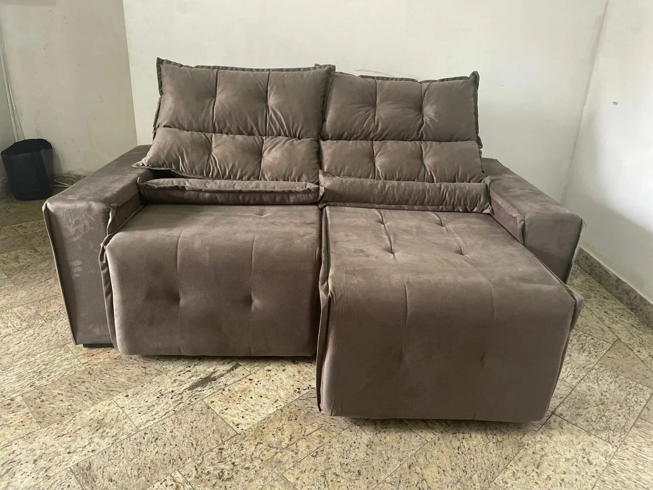 Sofa retrátil e reclinável 1,80m 