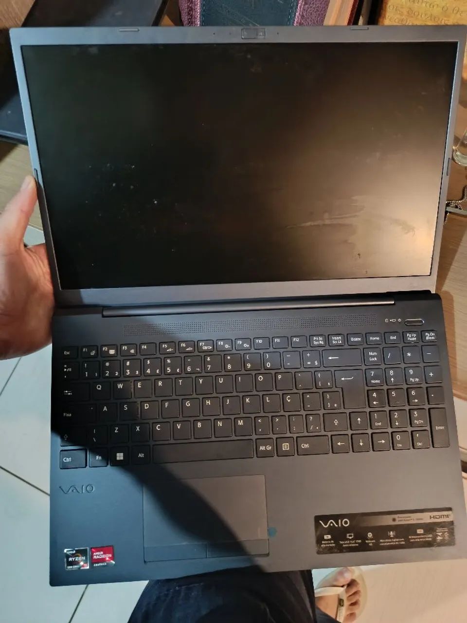 Vendo notebook 8 Gb amdryzen5 - Foto 4