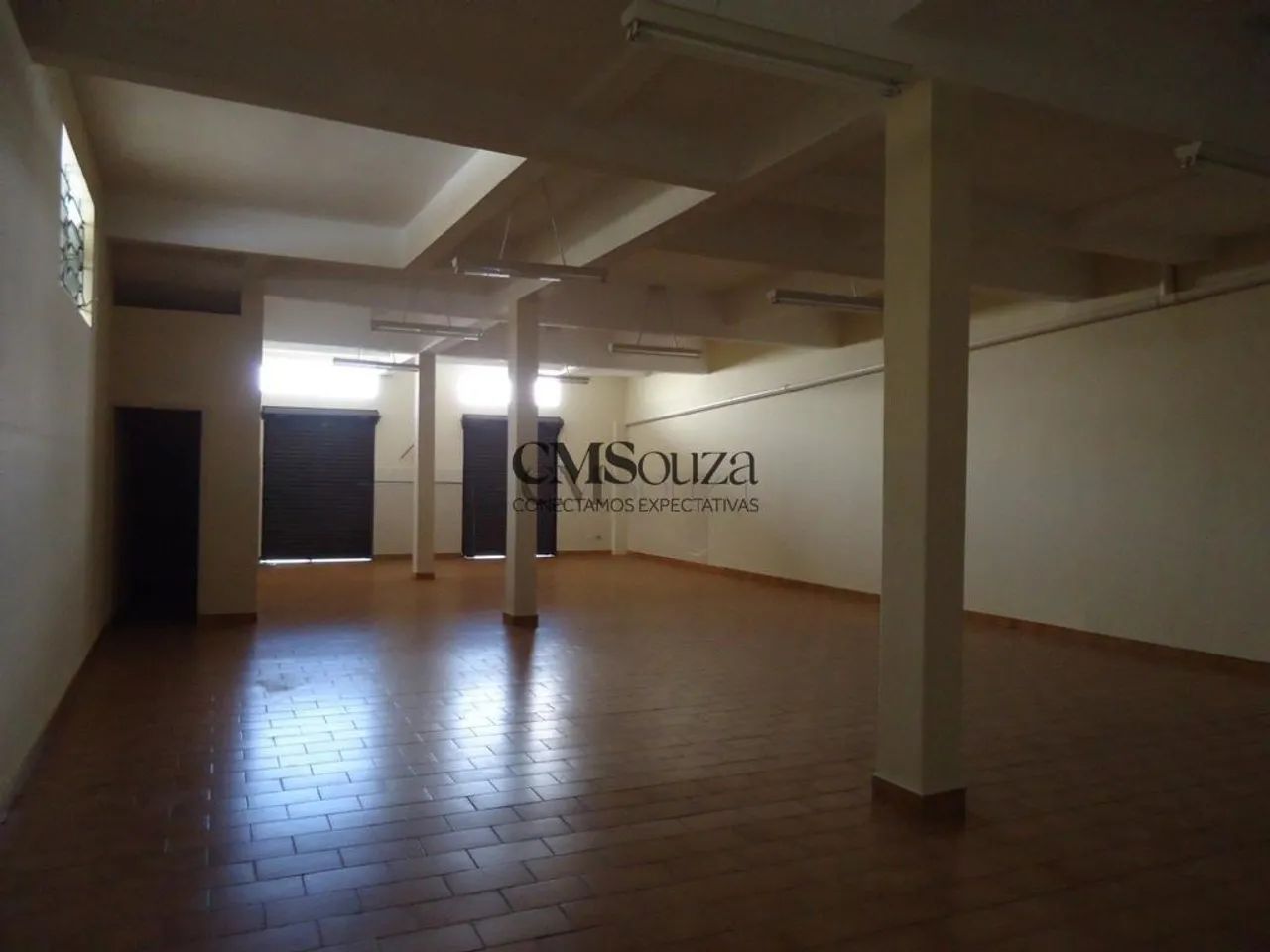 Loja para alugar em Londrina, Centro, com 220 m² - Foto 4