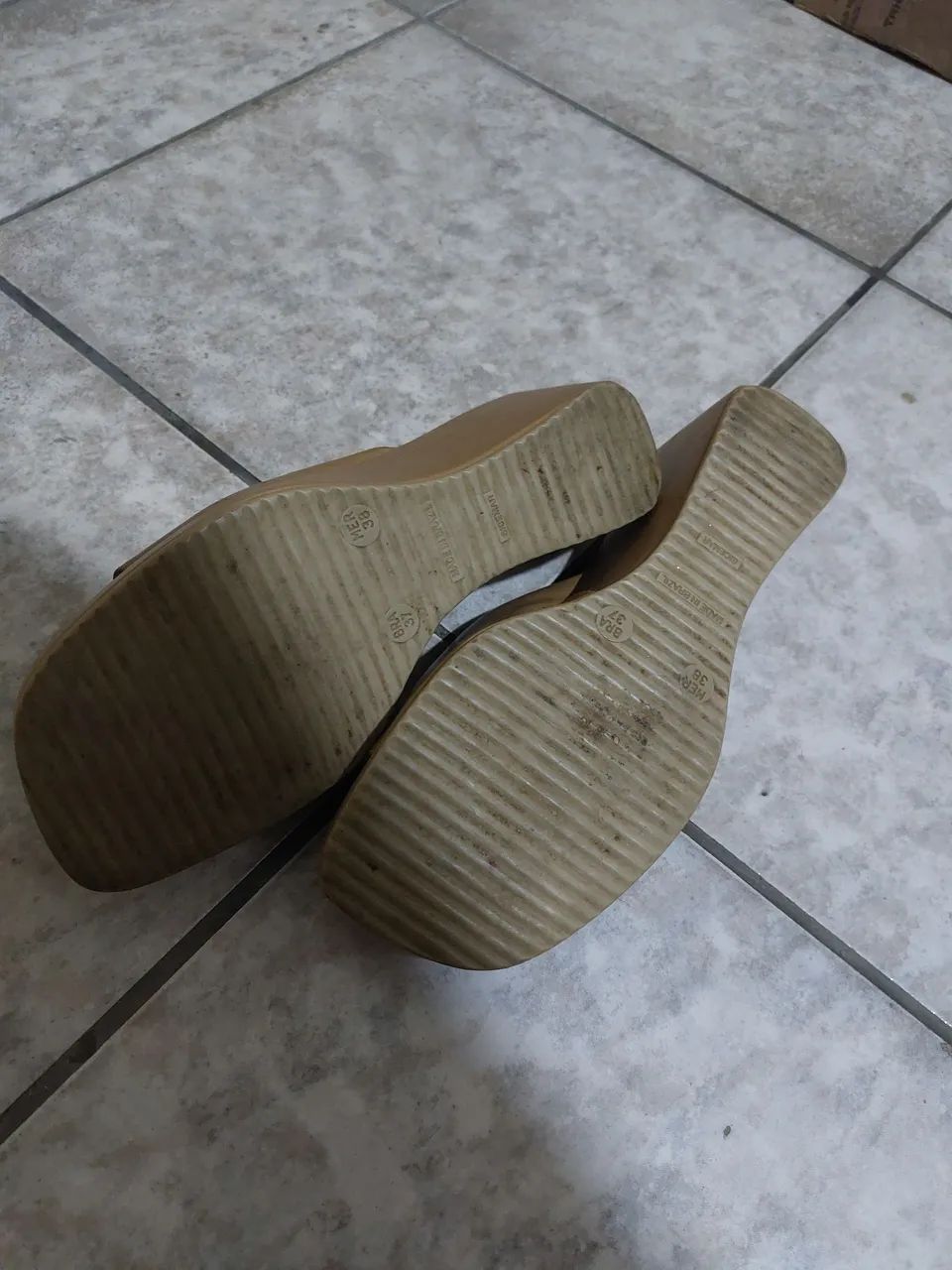 Tamanco Tamanho 37 - Marca Via Barra - Foto 3