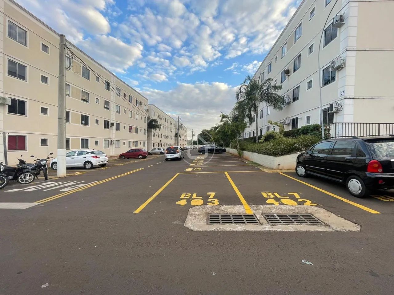 APARTAMENTO 2 QUARTOS - SEMINÁRIO