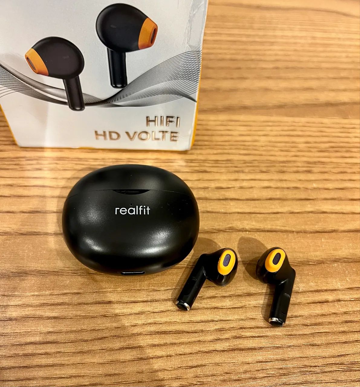 Fone de Ouvido Bluetooth Realfit F2 Preto e Laranja - Foto 3
