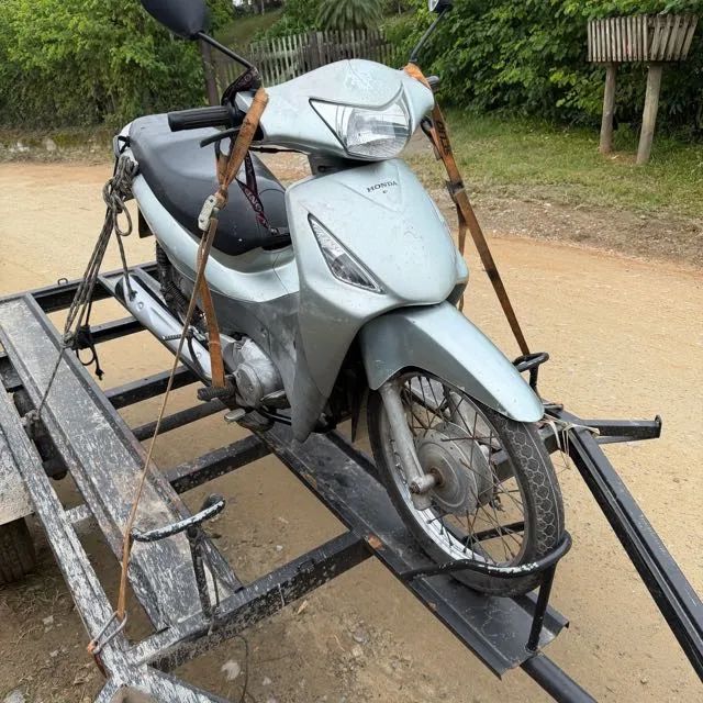 Moto Biz documentos em dias