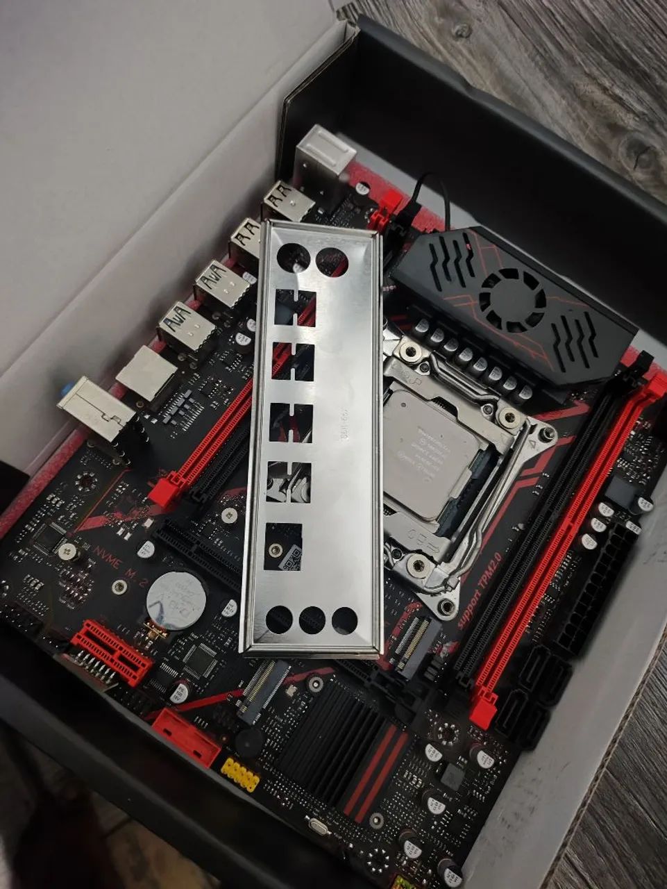 Kit xeon h9s e5 2680v4 e tpm 2.0 - Foto 4