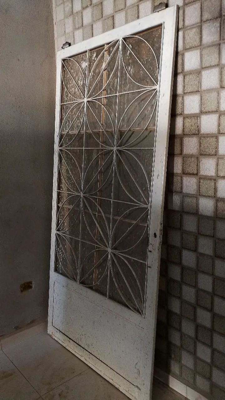Porta de ferro completa 