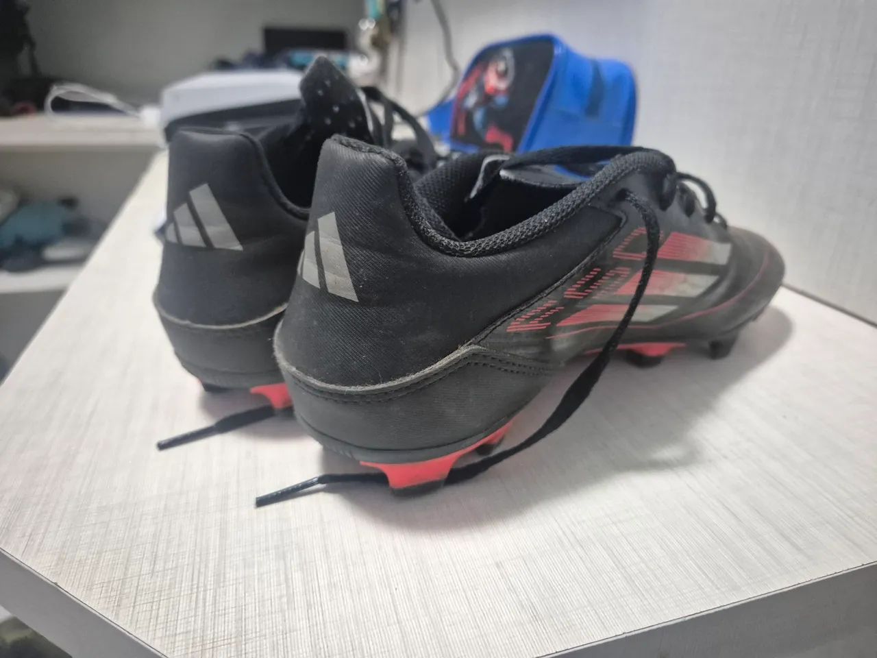 F50 PRETA 