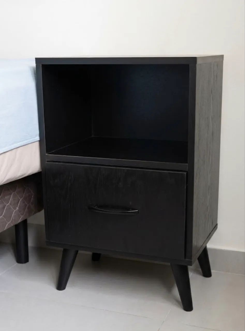 Mesa de cabeceira 