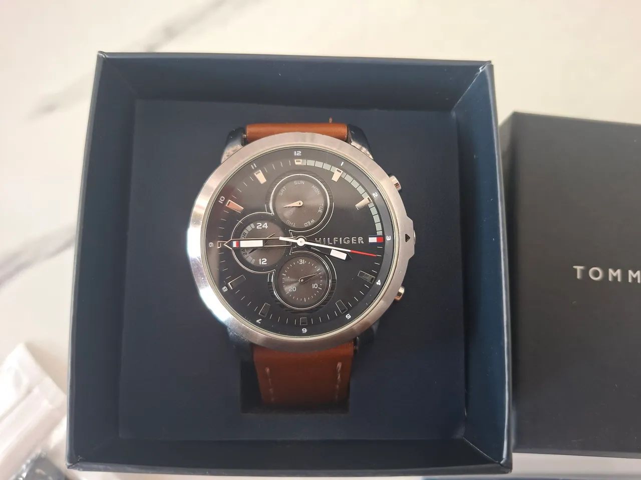 OPORTUNIDADE - Relógio Cronógrafo Tommy Hilfiger - Foto 4