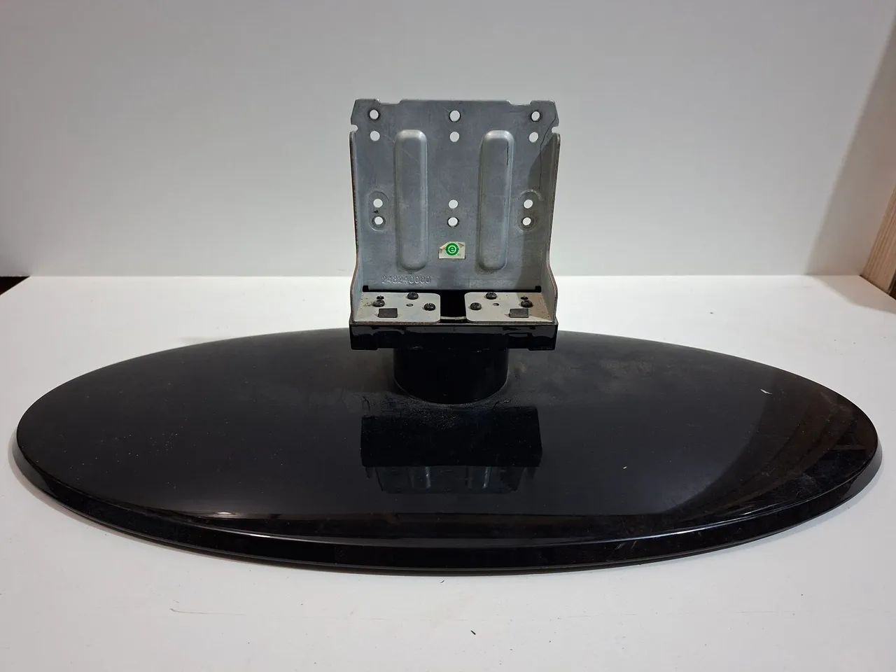 Base Tv Hbuster HBTV-3201HD