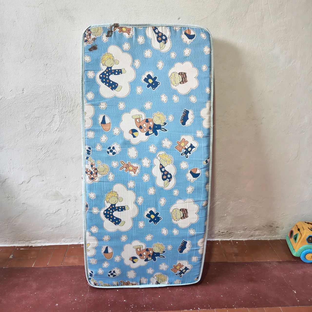 Colchão infantil para berço.