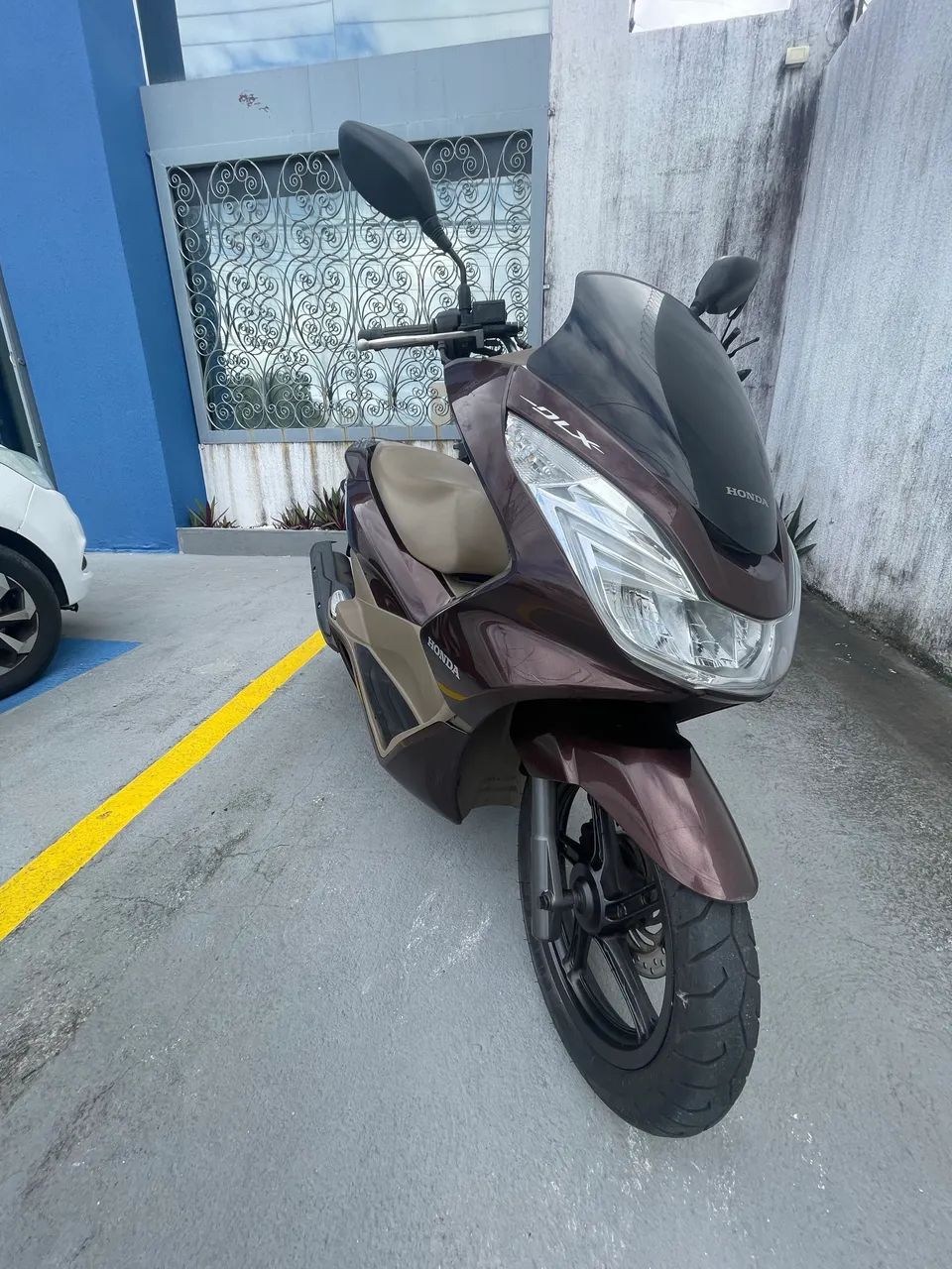 PCX 2018 DLX  - Foto 2