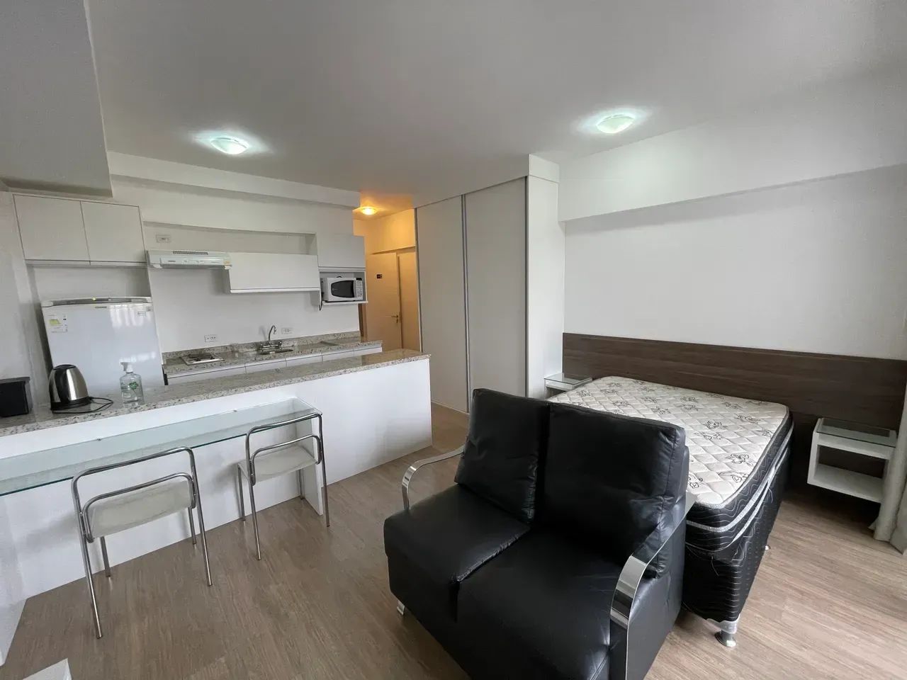 Studio à venda no Centro de Curitiba Edifício Mid Home - Foto 4