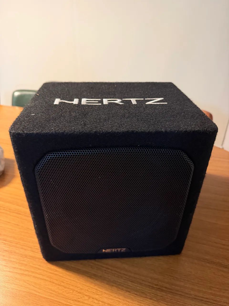 Caixa Subwoofer Ativo Hertz Dba 201 8 Polegadas Italiano - Foto 2