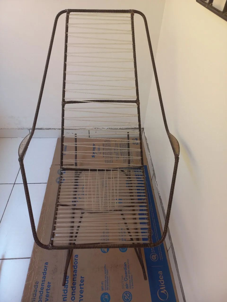 VENDO DUAS CADEIRAS DE MACARRÃO  - Foto 2