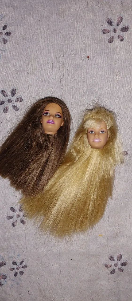 Lote Cabeças de Barbies  - Foto 2