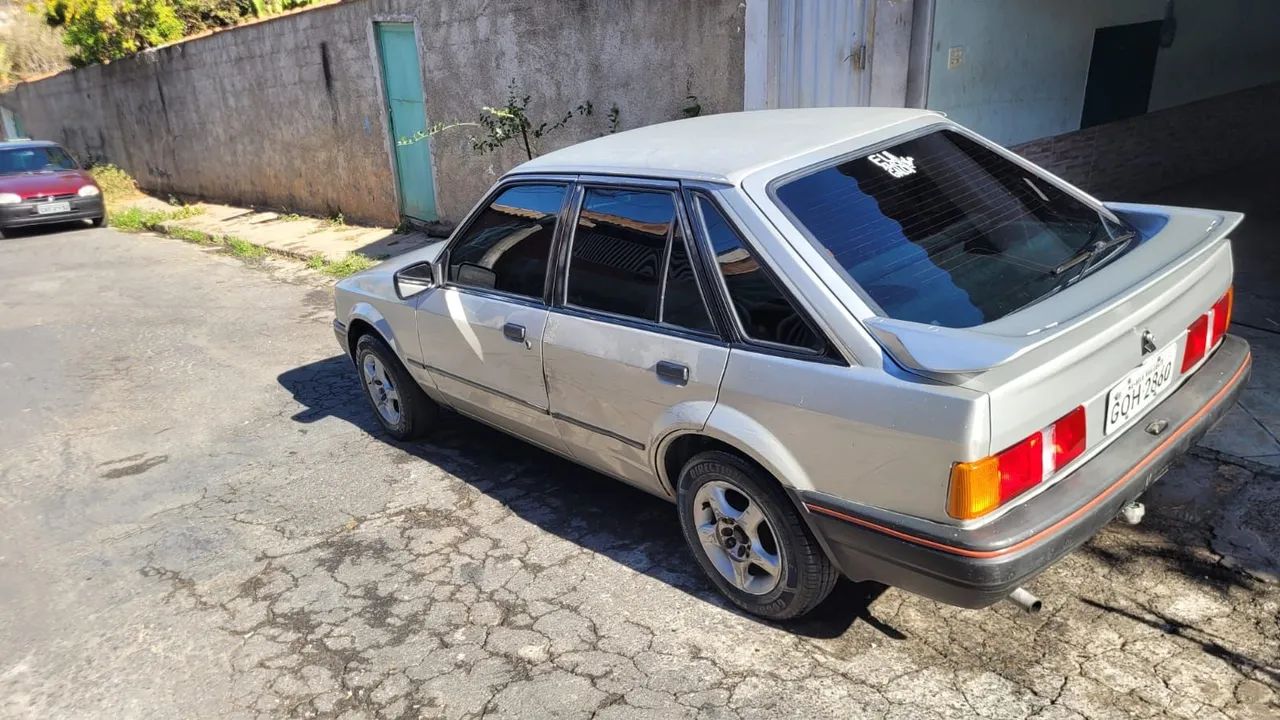 Ford Escort Guarujá 1.8 4P 1992