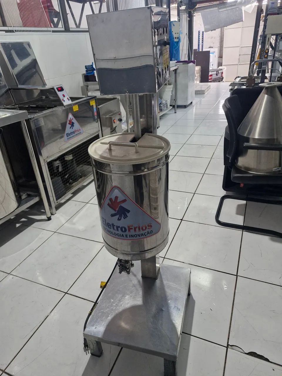 Liquidificador industrial inox 18 litros - Foto 3