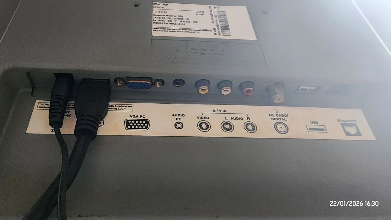 TV CCE 24 polegadas - Branco - Foto 3