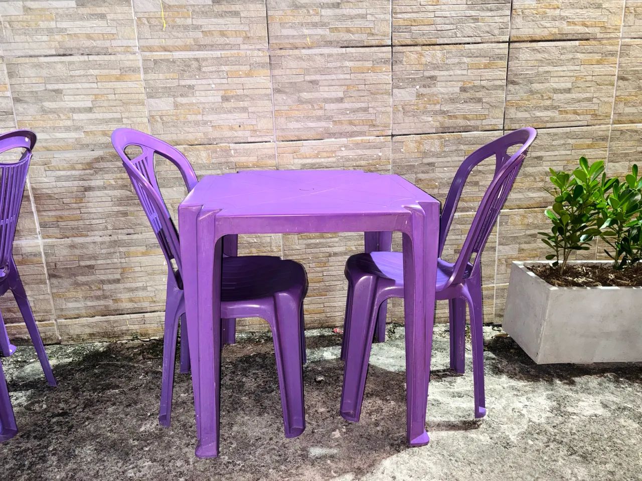 3 PARES DE MESA DE PLÁSTICO ROXA - Foto 2