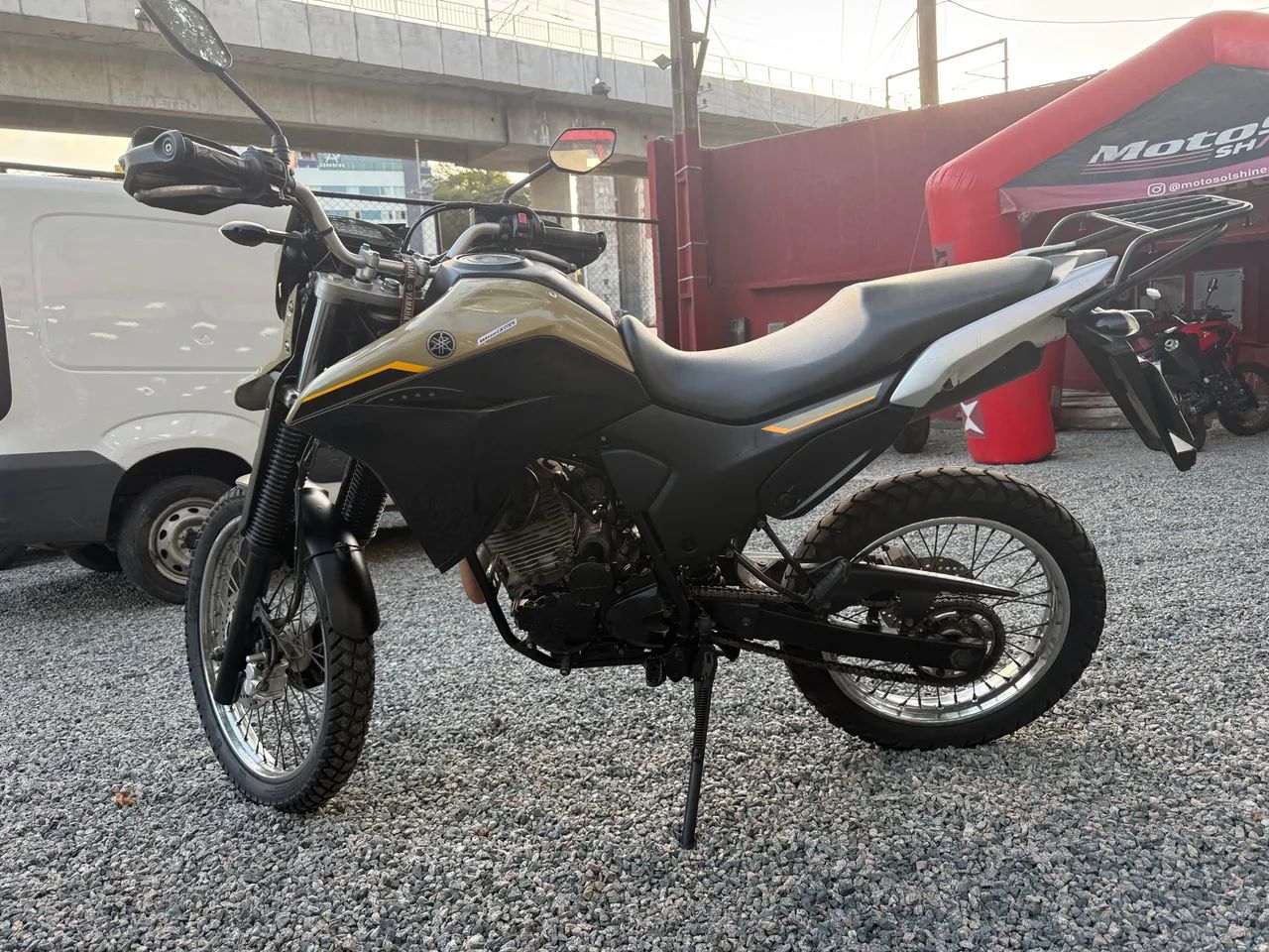 LANDER 250 conservada!  - Foto 3