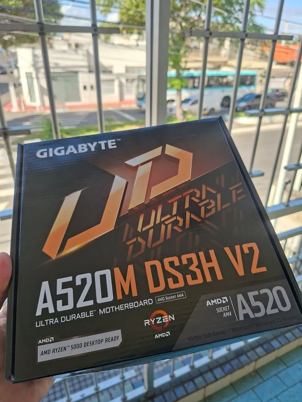 B520M Gigabyte (GARANTIA 1 ANO)