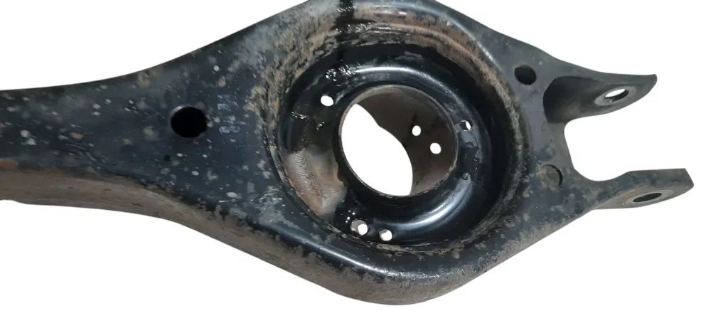 Bandeja Susp Traseira Esquerda Hyundai I30 2009 A 2015 - Foto 6