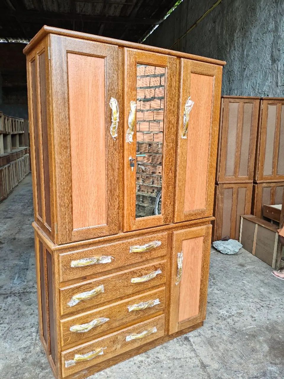 Guarda roupa de solteiro com espelho e frete grátis. - Foto 3