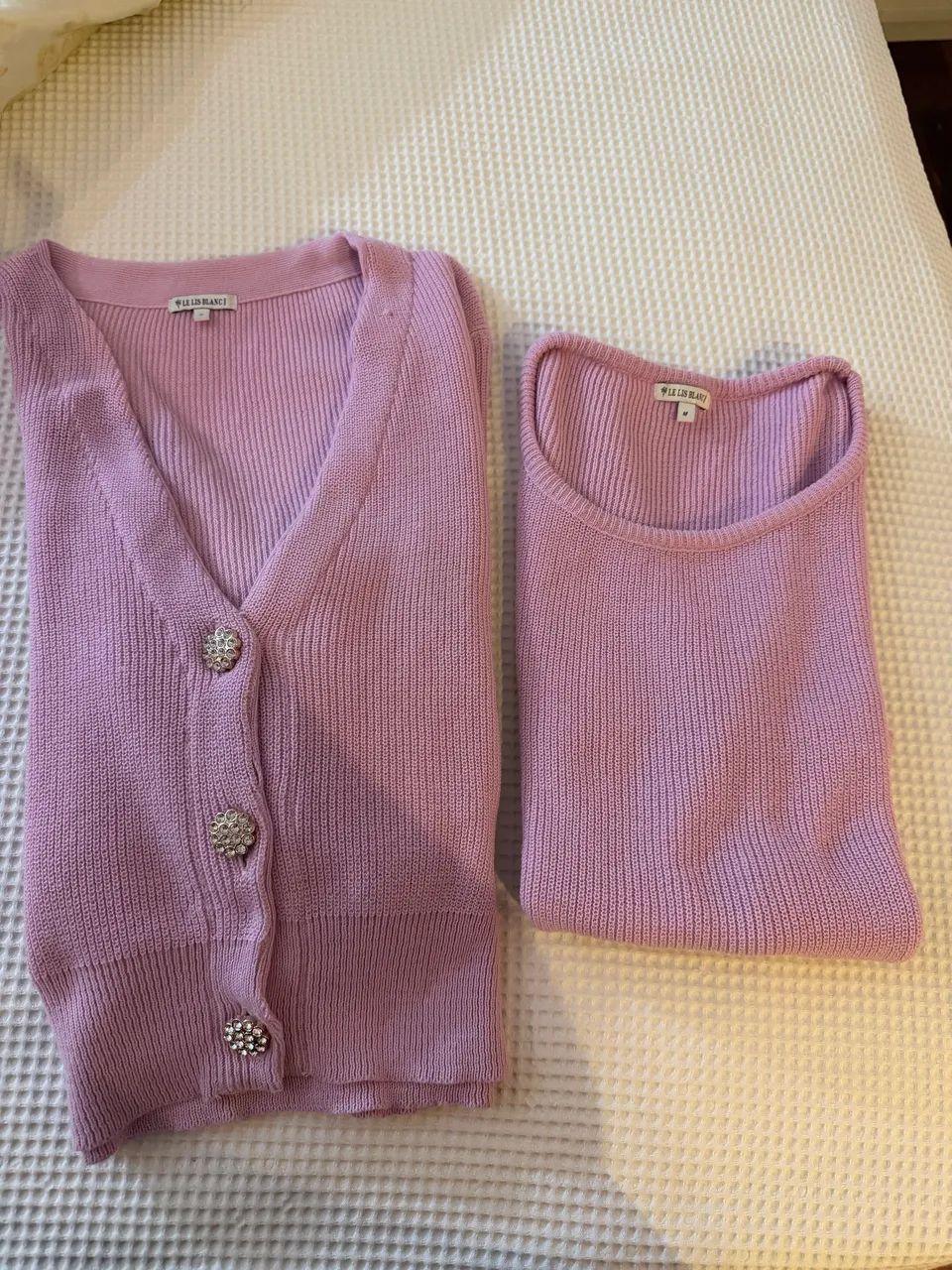 Conjunto de blusa e casaquinho semi novo - Foto 2