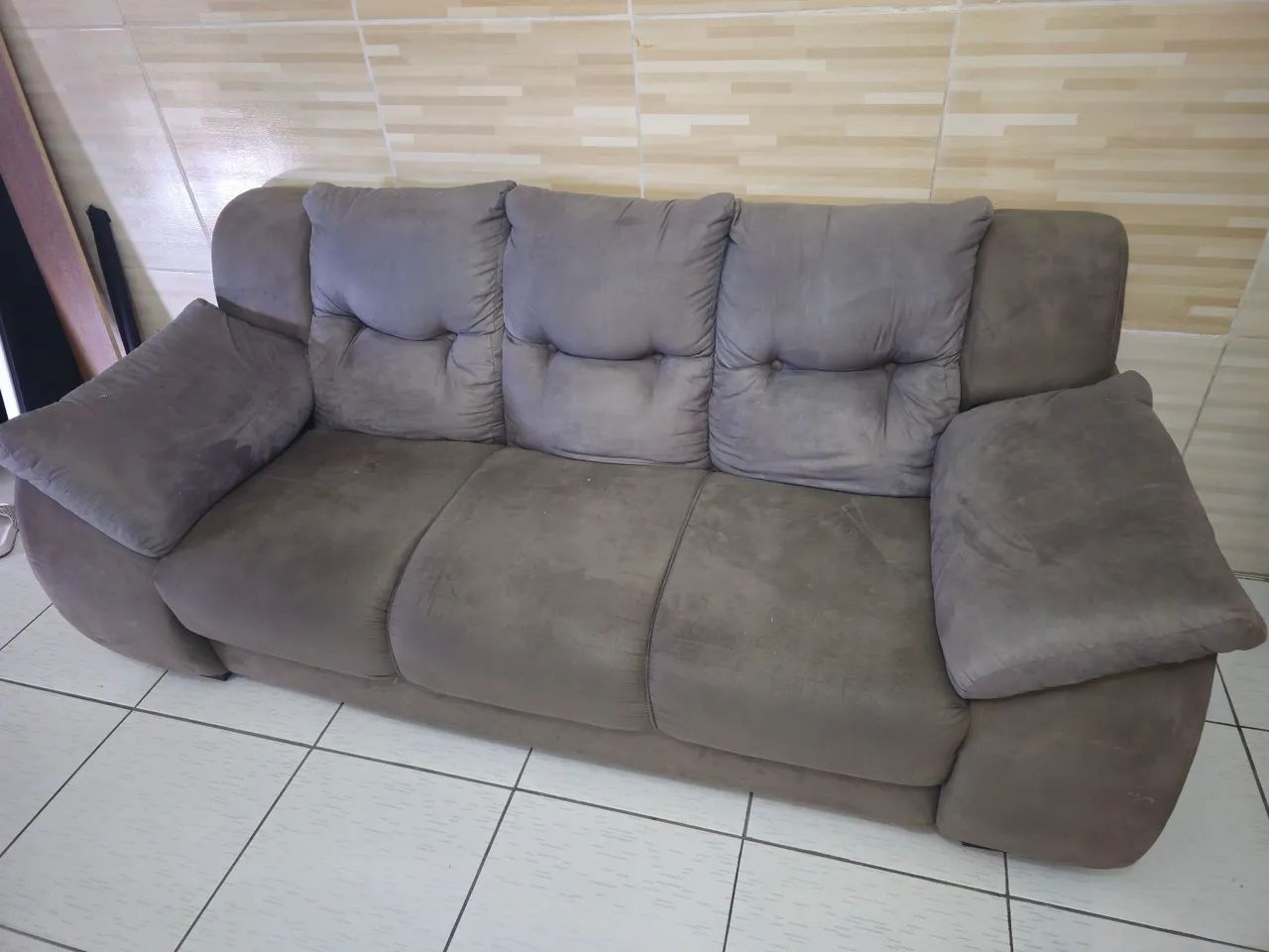 Sofa 2 x 3 lugares em otimo estado - Foto 2