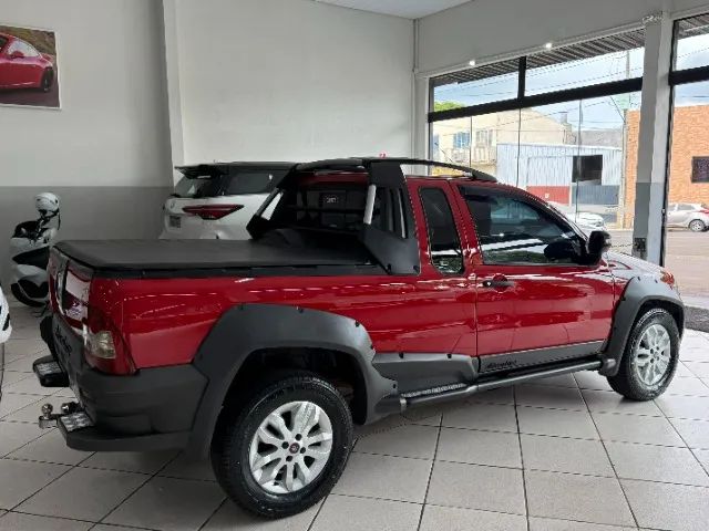 Fiat Strada Adventure 1.8/ 1.8 Locker Flex CE 2013 - Foto 4